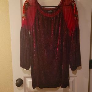SUZANNE BETRO RED PEAR EMBROIDERED- SLEEVE VELVET TUNIC WOMEN'S SZ- L